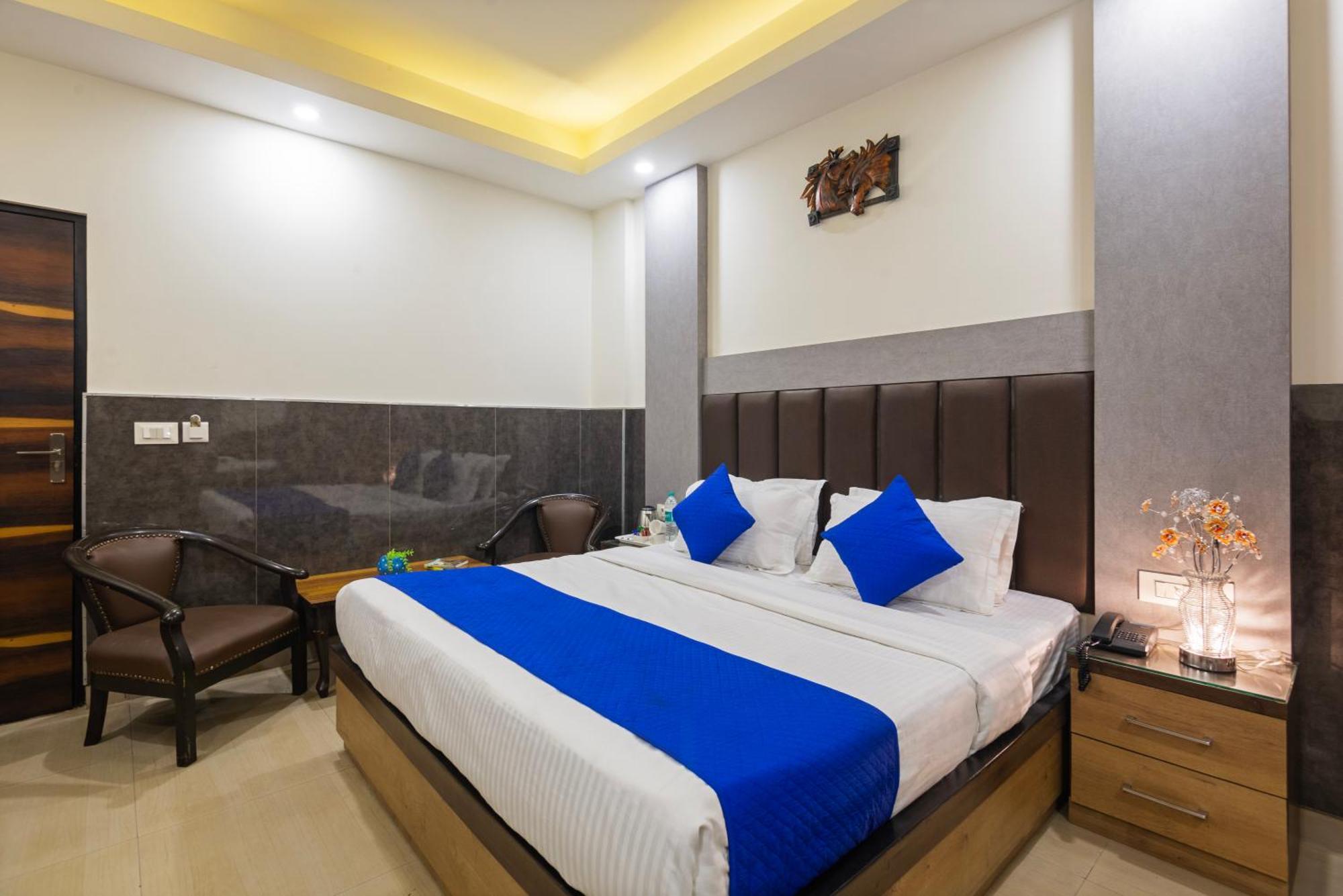 ניו דלהי Hotel Mahajan International, Delhi Airport מראה חיצוני תמונה