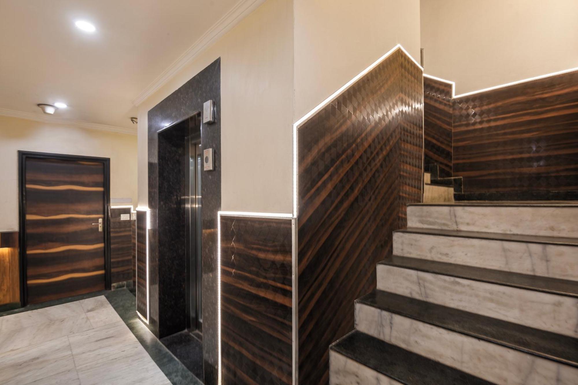 ניו דלהי Hotel Mahajan International, Delhi Airport מראה חיצוני תמונה